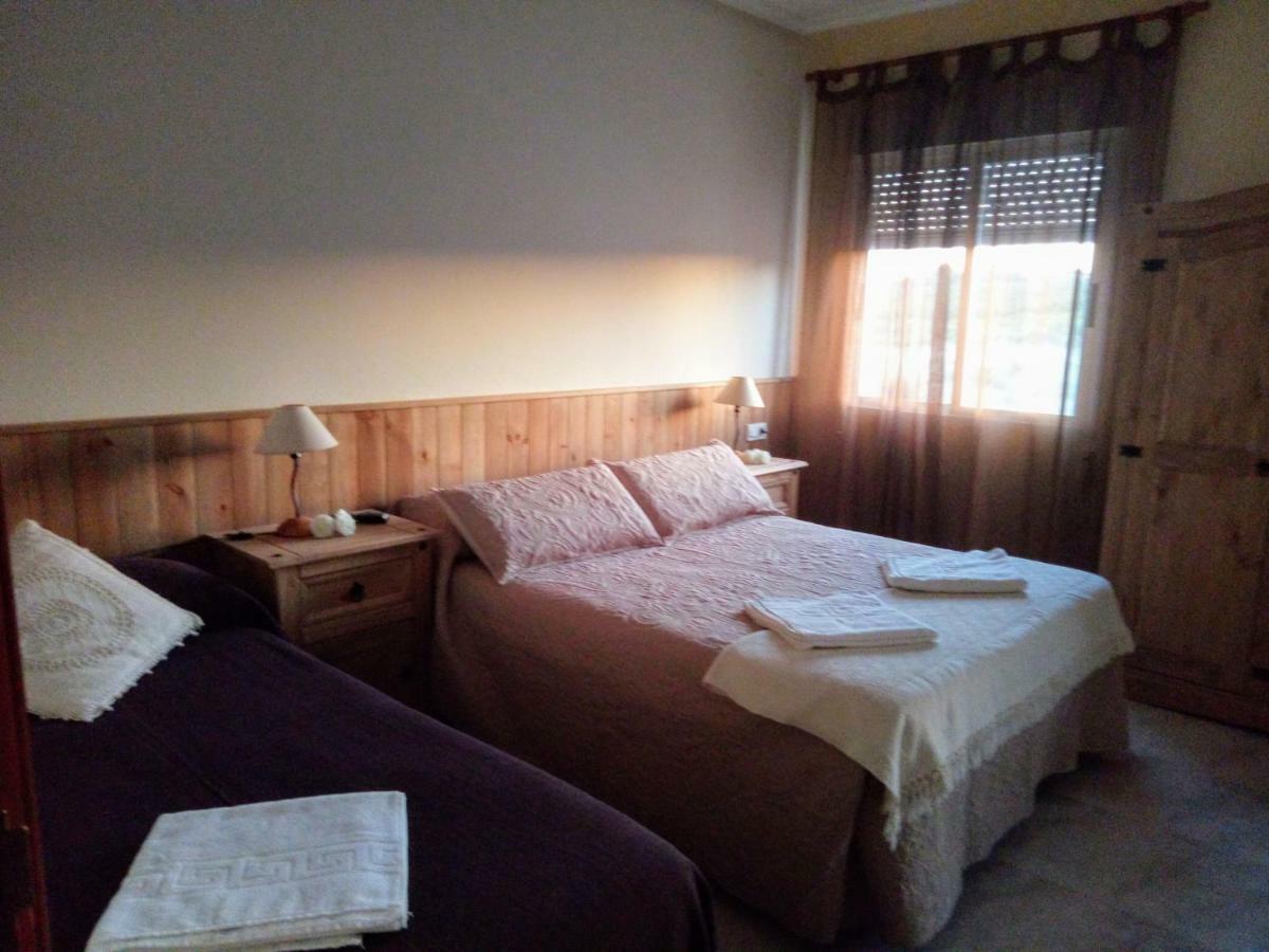 Apartamentos La Presa Guijo de Granadilla Ngoại thất bức ảnh